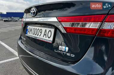 Седан Toyota Avalon 2015 в 