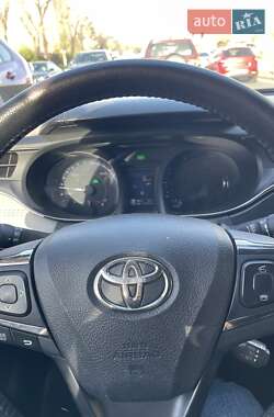 Седан Toyota Avalon 2015 в 