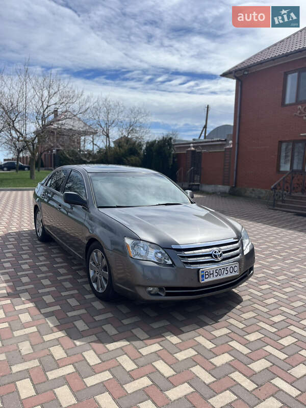 Toyota Avalon 2006