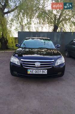 Седан Toyota Avalon 2006 в Каменском