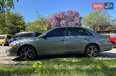 Седан Toyota Avalon 2000 в Виннице