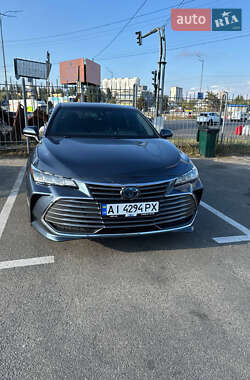Седан Toyota Avalon 2020 в Києві