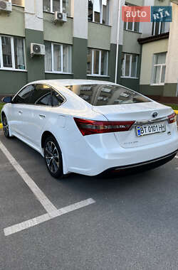 Седан Toyota Avalon 2016 в 