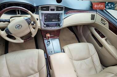 Седан Toyota Avalon 2010 в 