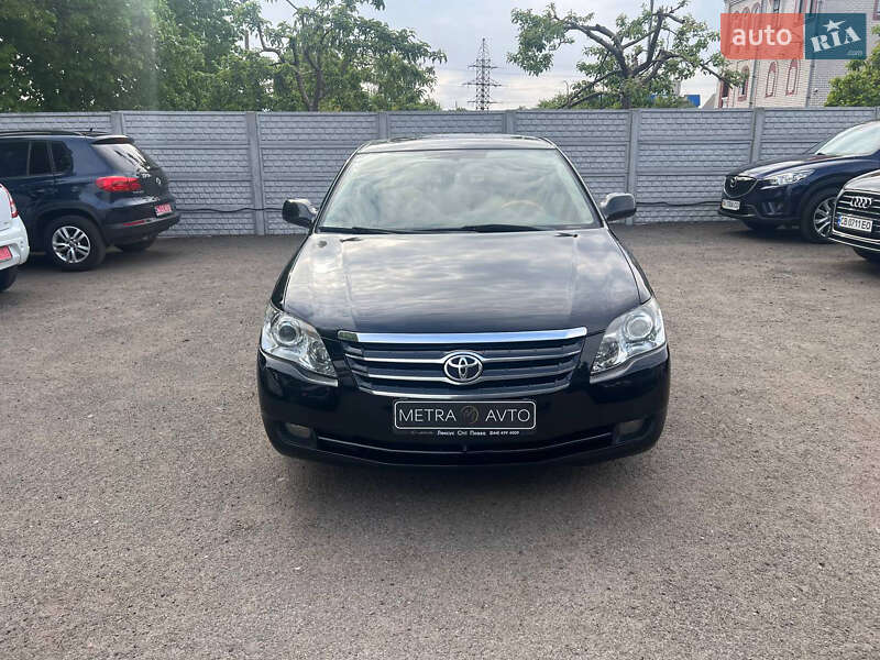Седан Toyota Avalon 2006 в Чернигове