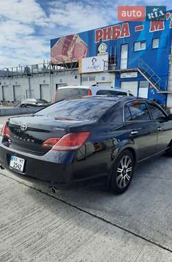 Седан Toyota Avalon 2008 в 