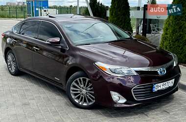 Седан Toyota Avalon 2013 в 
