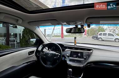 Седан Toyota Avalon 2013 в 
