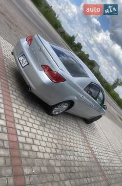 Седан Toyota Avalon 2006 в 