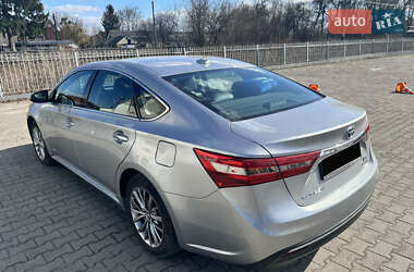 Седан Toyota Avalon 2017 в 
