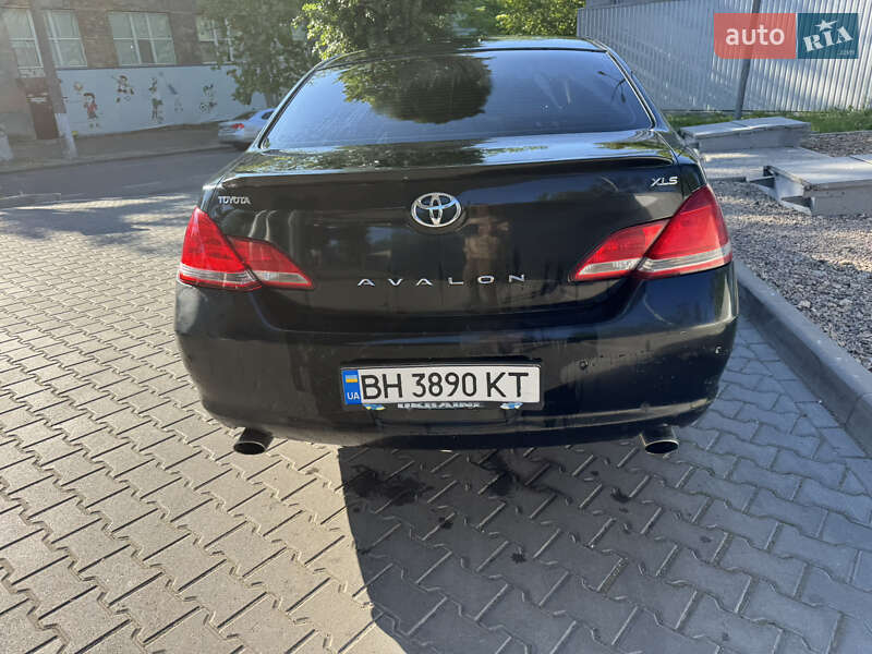 Седан Toyota Avalon 2006 в Одесі