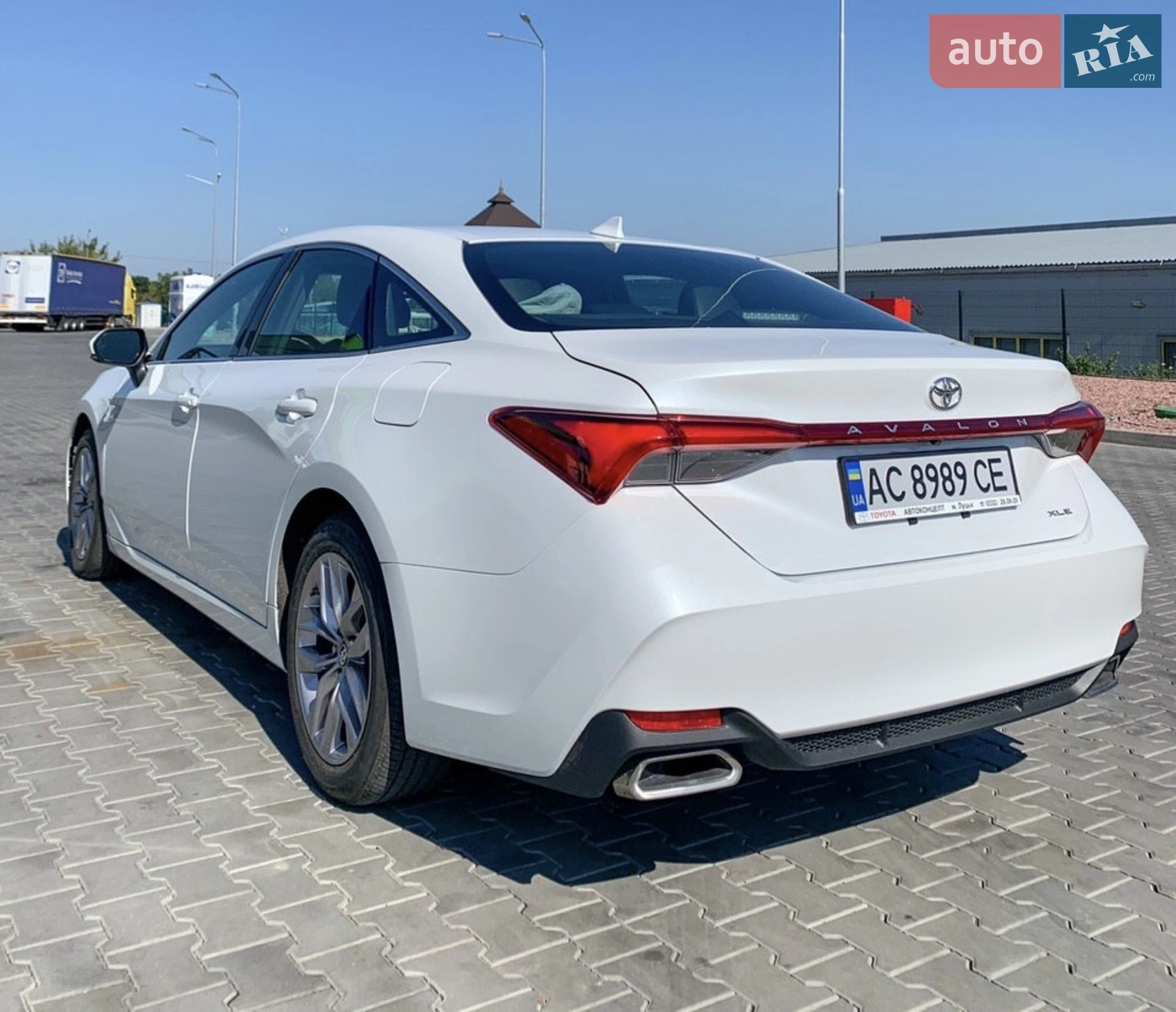 2018 Toyota Avalon - мініатюра 17