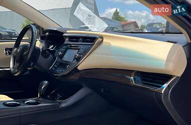 Седан Toyota Avalon 2014 в 