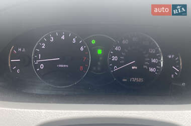 Седан Toyota Avalon 2005 в 