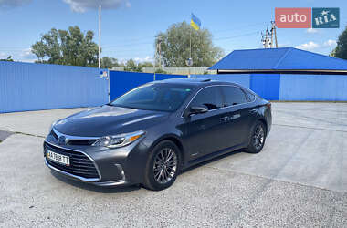 Седан Toyota Avalon 2015 в Киеве