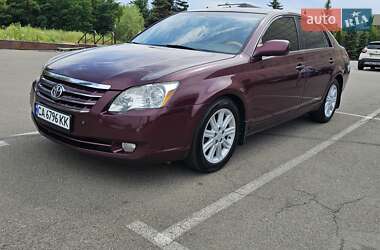 Седан Toyota Avalon 2006 в Киеве