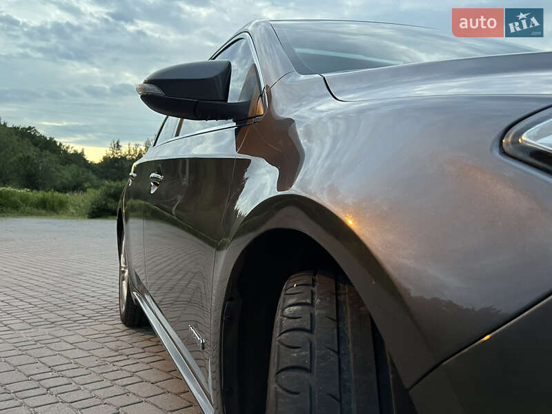 Седан Toyota Avalon 2013 в Львові фото 8 Седан Toyota Avalon 2013 в Львові