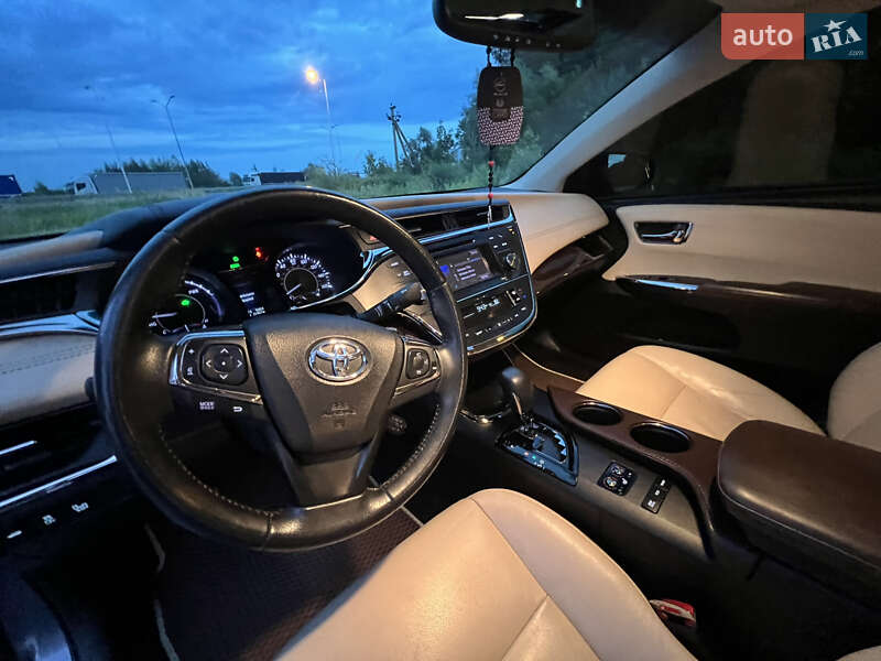 Седан Toyota Avalon 2013 в Львові фото 19 Седан Toyota Avalon 2013 в Львові