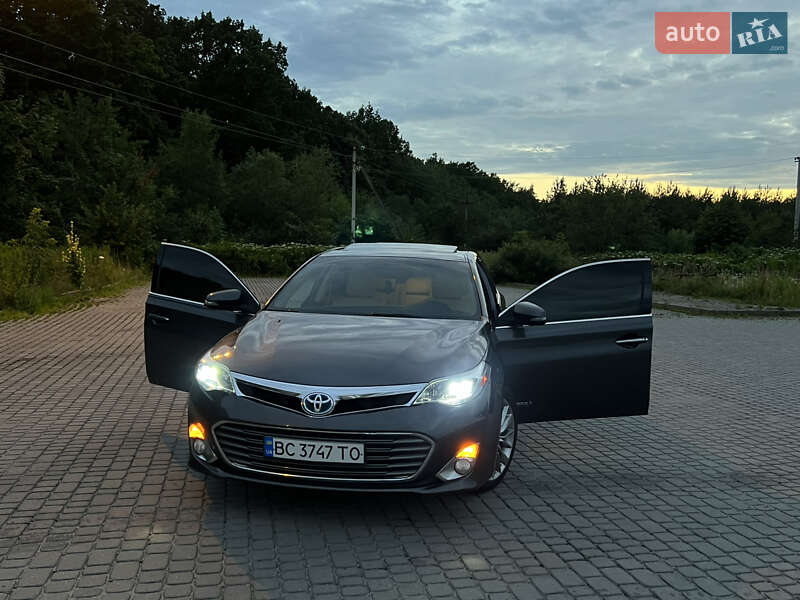 Седан Toyota Avalon 2013 в Львові фото 25 Седан Toyota Avalon 2013 в Львові