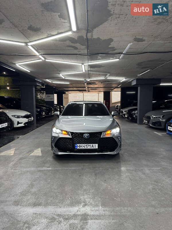 Седан Toyota Avalon 2020 в Одессе
