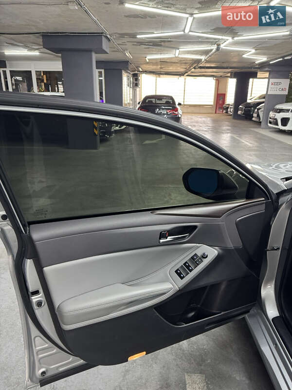 Седан Toyota Avalon 2020 в Одессе
