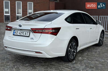 Седан Toyota Avalon 2016 в 