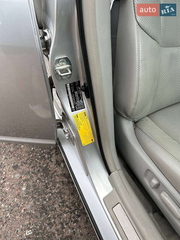 Седан Toyota Avalon 2008 в Житомире