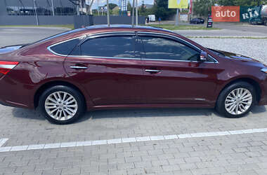 Седан Toyota Avalon 2013 в Києві