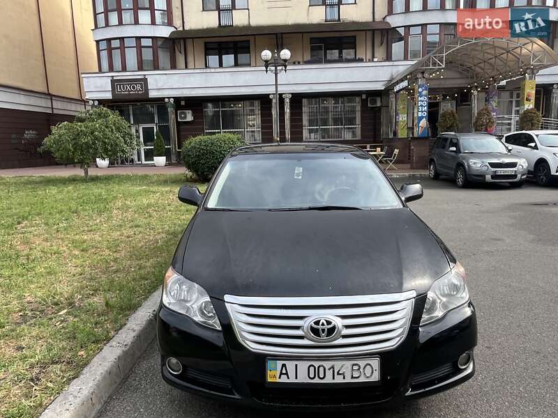 Седан Toyota Avalon 2008 в Киеве