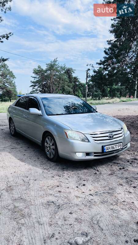 Седан Toyota Avalon 2005 в Дніпрі