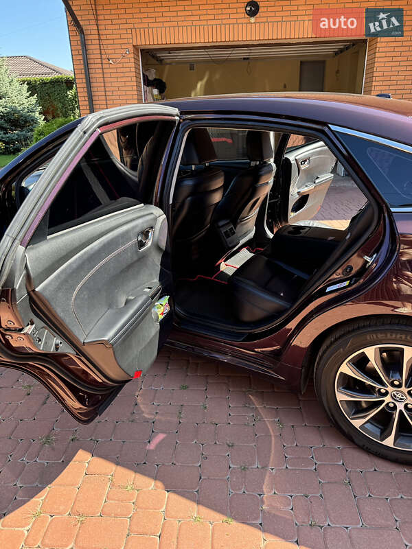 Седан Toyota Avalon 2017 в Києві