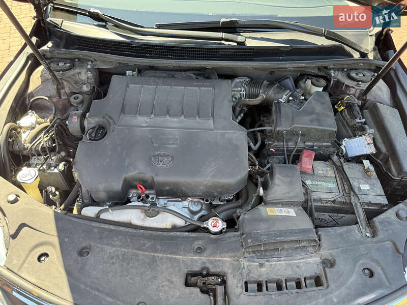 Седан Toyota Avalon 2017 в Києві