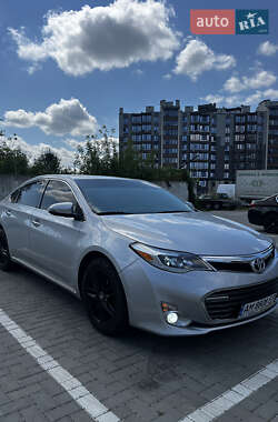 Седан Toyota Avalon 2014 в 