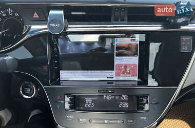 Седан Toyota Avalon 2014 в 