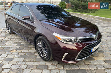 Седан Toyota Avalon 2016 в 