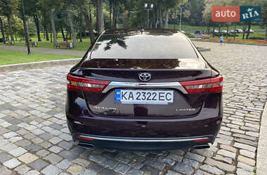 Седан Toyota Avalon 2016 в 