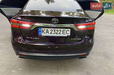 Седан Toyota Avalon 2016 в 
