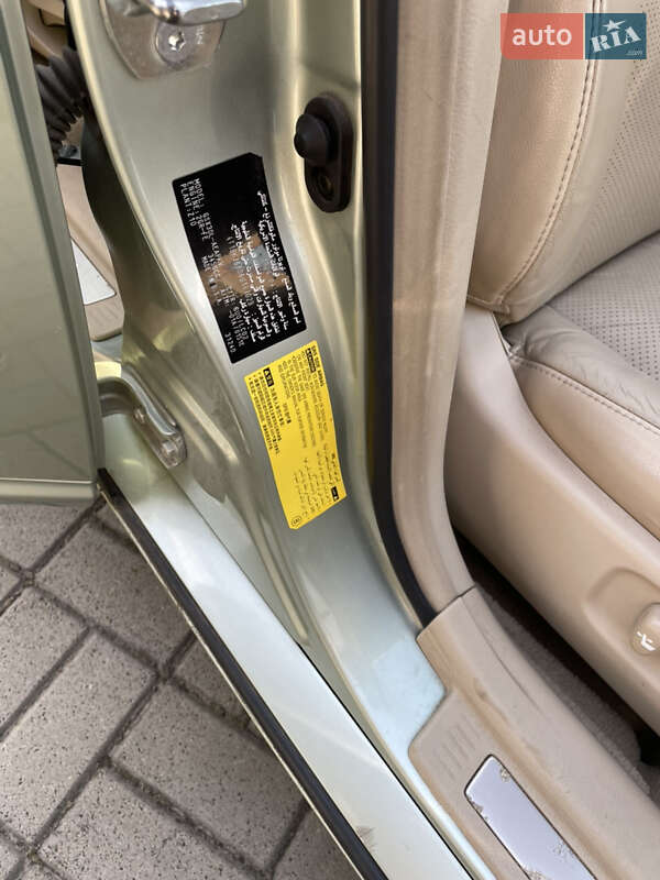 Седан Toyota Avalon 2006 в Прилуках