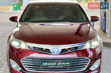 Седан Toyota Avalon 2014 в 