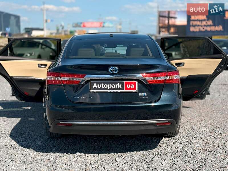 Седан Toyota Avalon 2014 в Львове