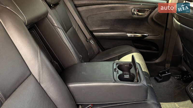 Седан Toyota Avalon 2014 в Білгороді-Дністровському