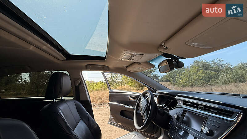 Седан Toyota Avalon 2014 в Білгороді-Дністровському