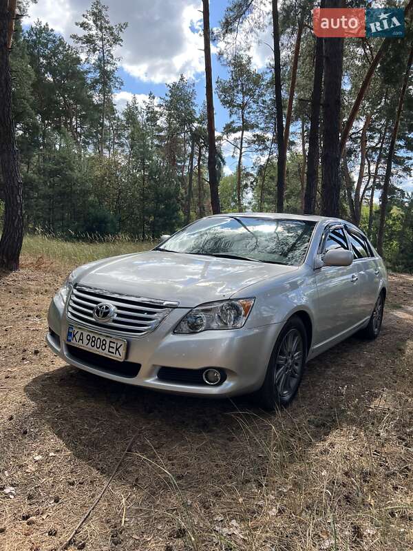 Седан Toyota Avalon 2007 в Києві
