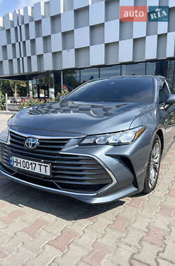 Седан Toyota Avalon 2020 в Одесі