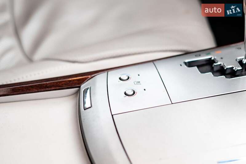 Седан Toyota Avalon 2008 в Львові