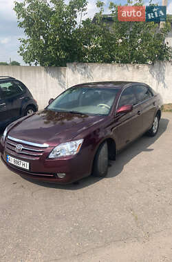 Седан Toyota Avalon 2005 в Тетієві