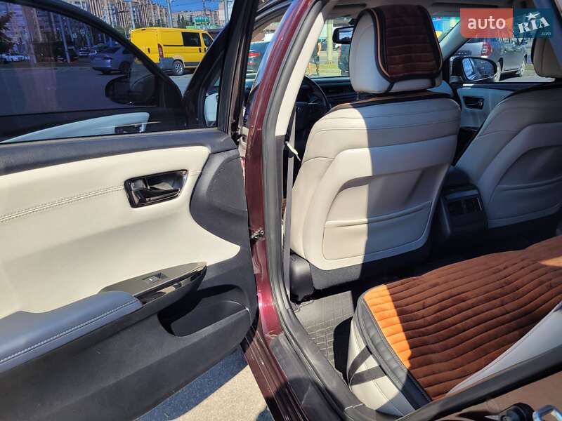 Седан Toyota Avalon 2014 в Харькове