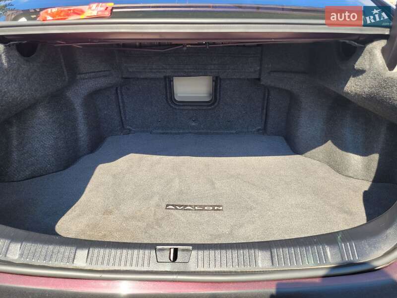 Седан Toyota Avalon 2014 в Харькове