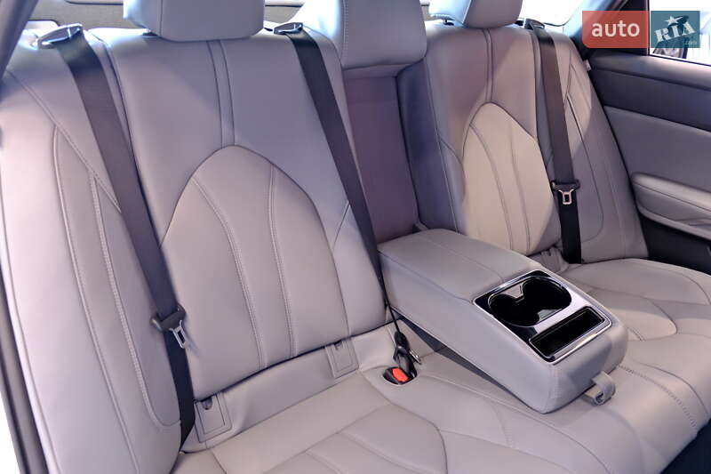 Седан Toyota Avalon 2019 в Одессе фото 50 Седан Toyota Avalon 2019 в Одессе