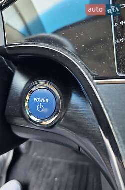 Седан Toyota Avalon 2017 в  фото 34 Седан Toyota Avalon 2017 в